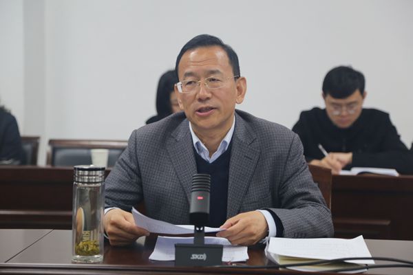 闫祖书讲话_副本.jpg